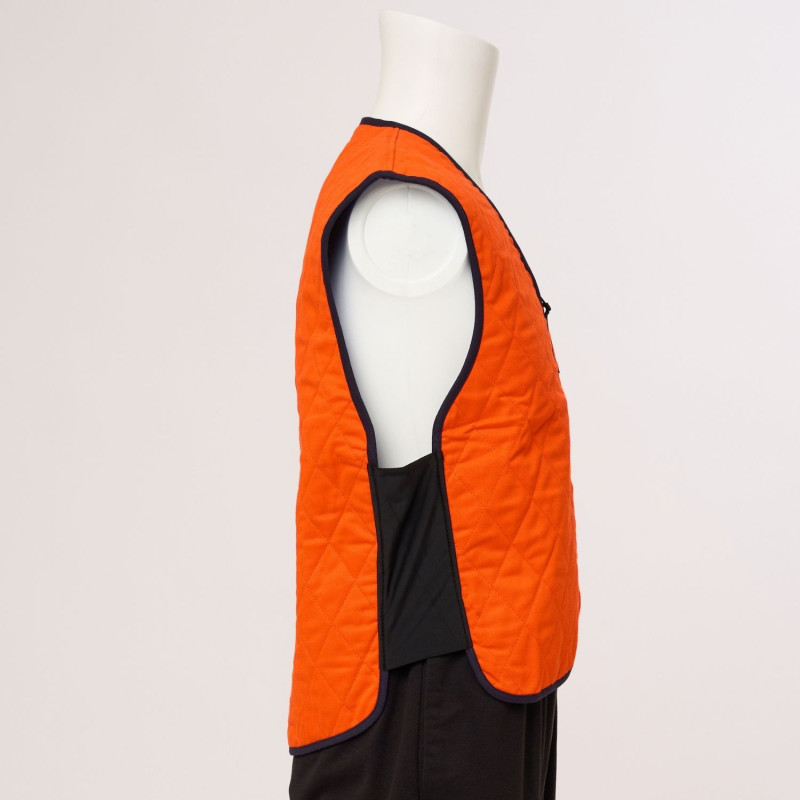 veste-rafraichissante-resistante-au-feu-non-portee-profil