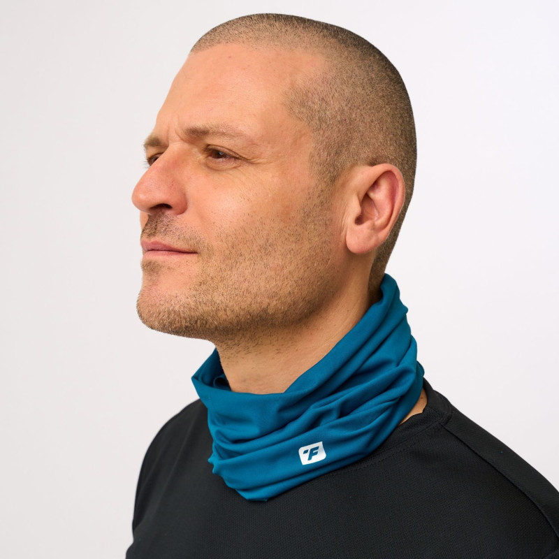 cache-cou-rafraichissant-homme-face