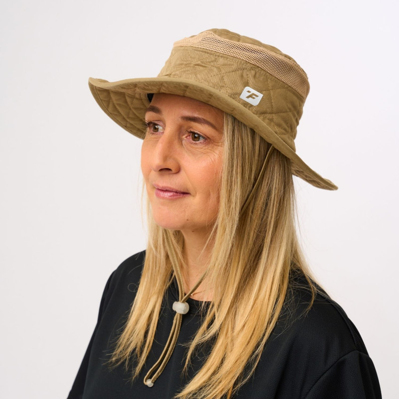 chapeau-rafraichissant-beige-femme-face