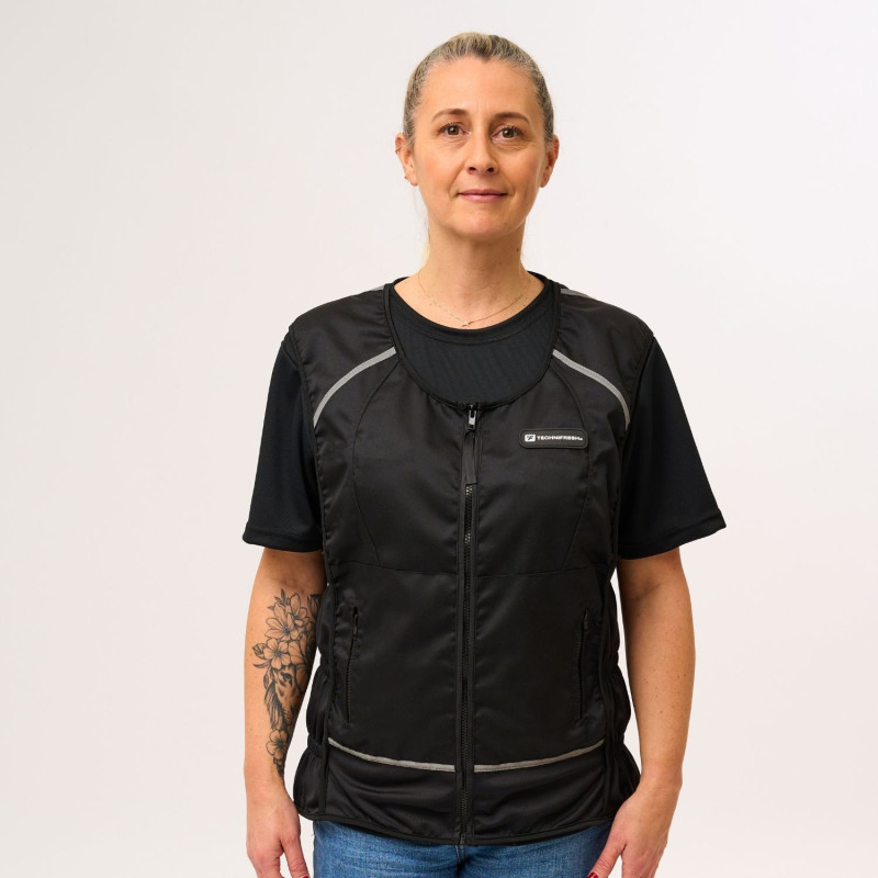 veste-slim-changement-de-phase-noire-femme-avant