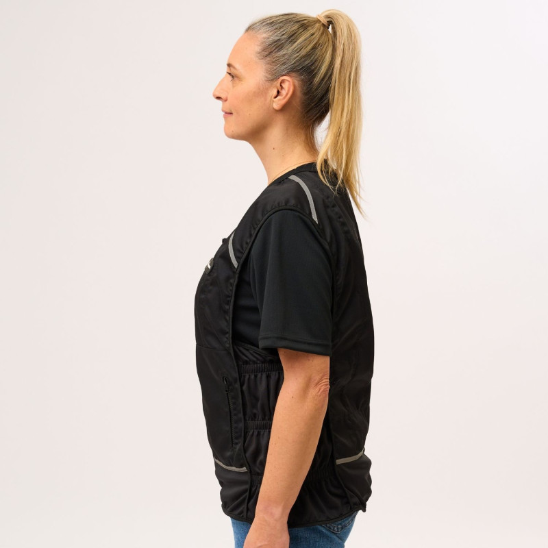 veste-slim-changement-de-phase-noire-femme-profil