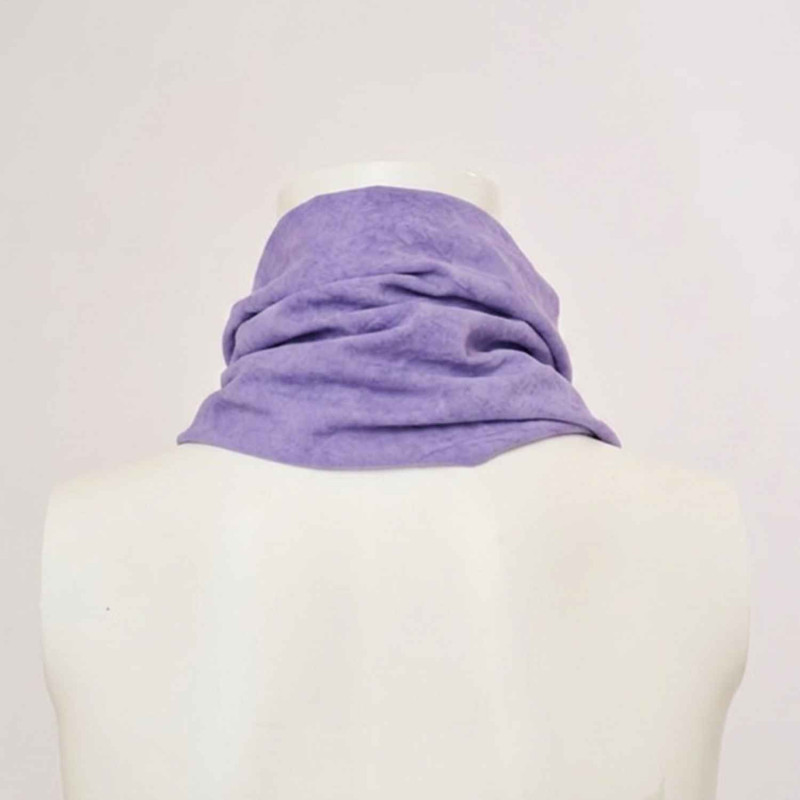 serviette-rafraichissante-mauve-vue-seule-arriere
