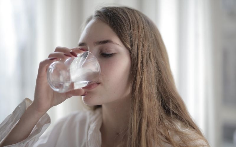 Il est primordial de s'hydrater quand il fait chaud sans attendre d'avoir soif
